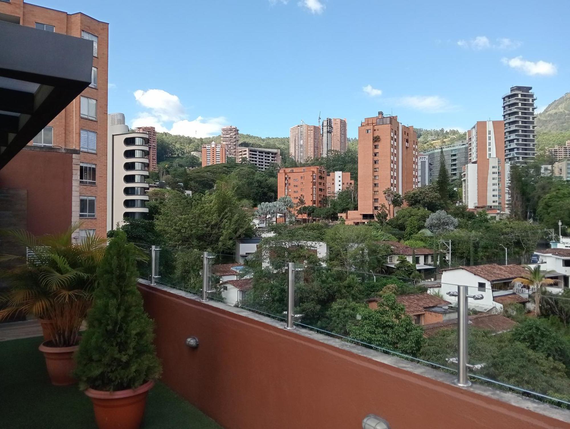 Hotel Lomas 10 Medellin By Dico Exterior photo