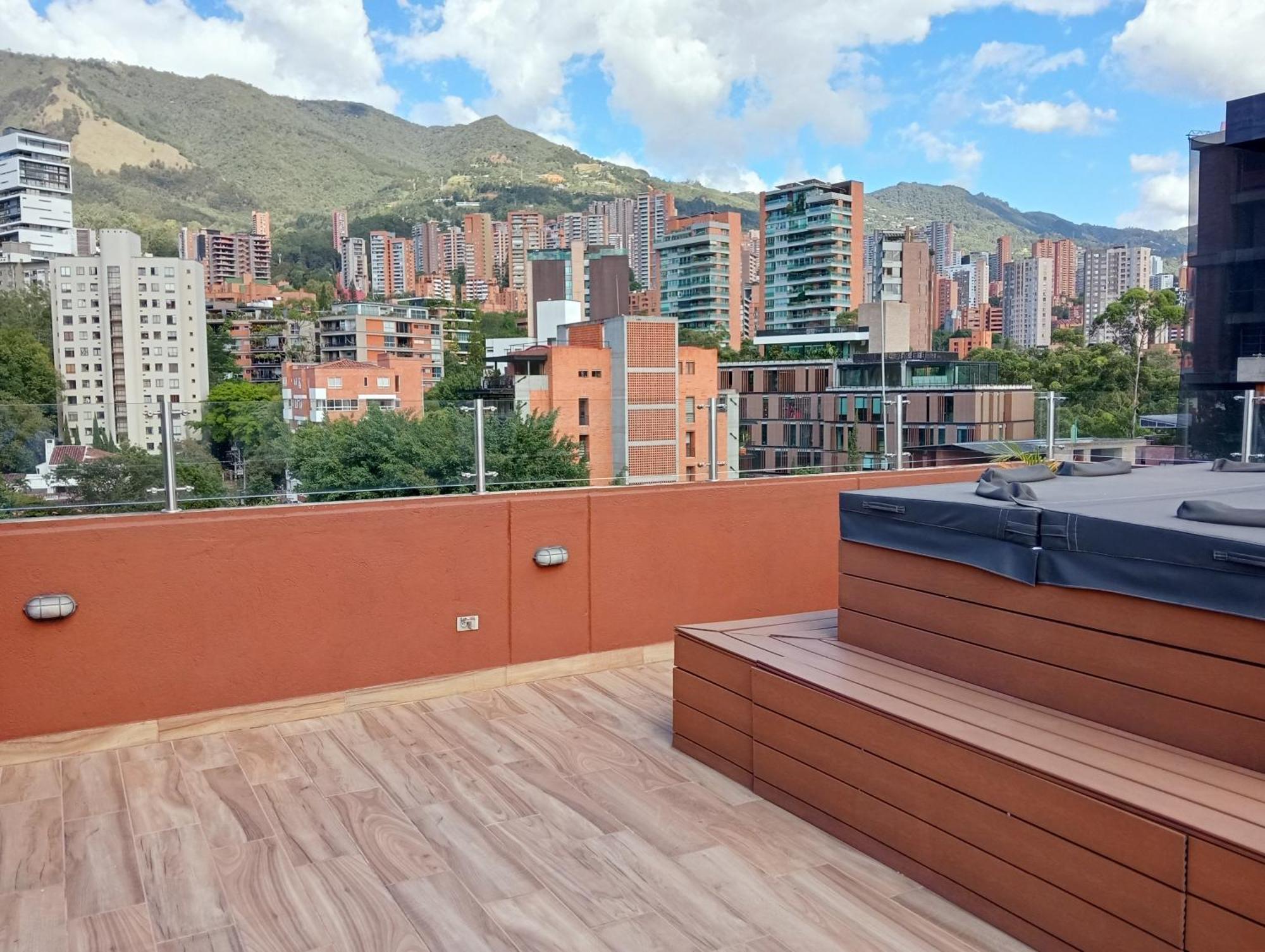 Hotel Lomas 10 Medellin By Dico Exterior photo